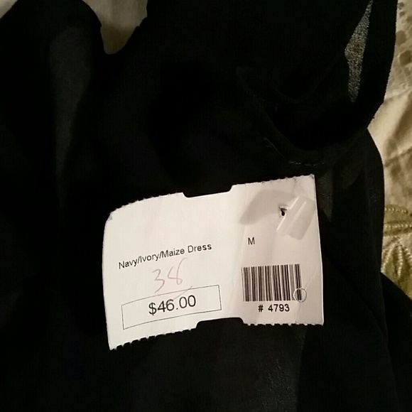 👗👗HOST PICK NWT BEAUTIFUL DRESS - Picture 3 of 6